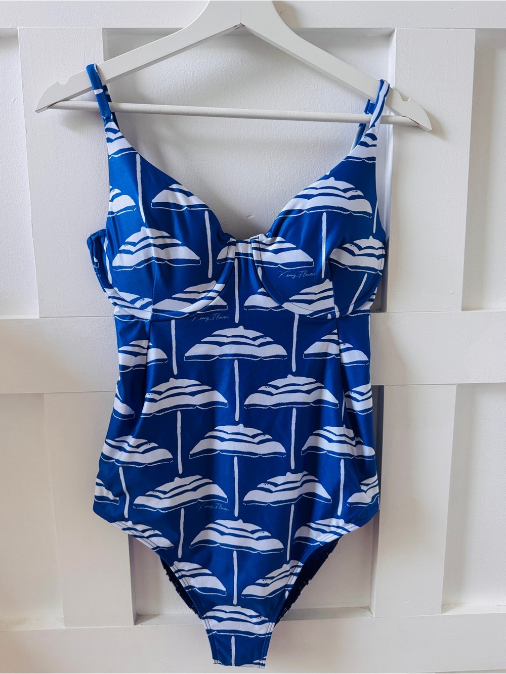 Watercolors Kenny Flowers Blue White The Fontelina OnePiece underwire Swimsuit L - Picture 2 of 14